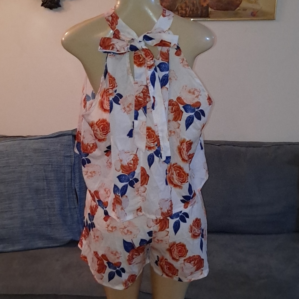 Shorts Set - Picture 3 of 4